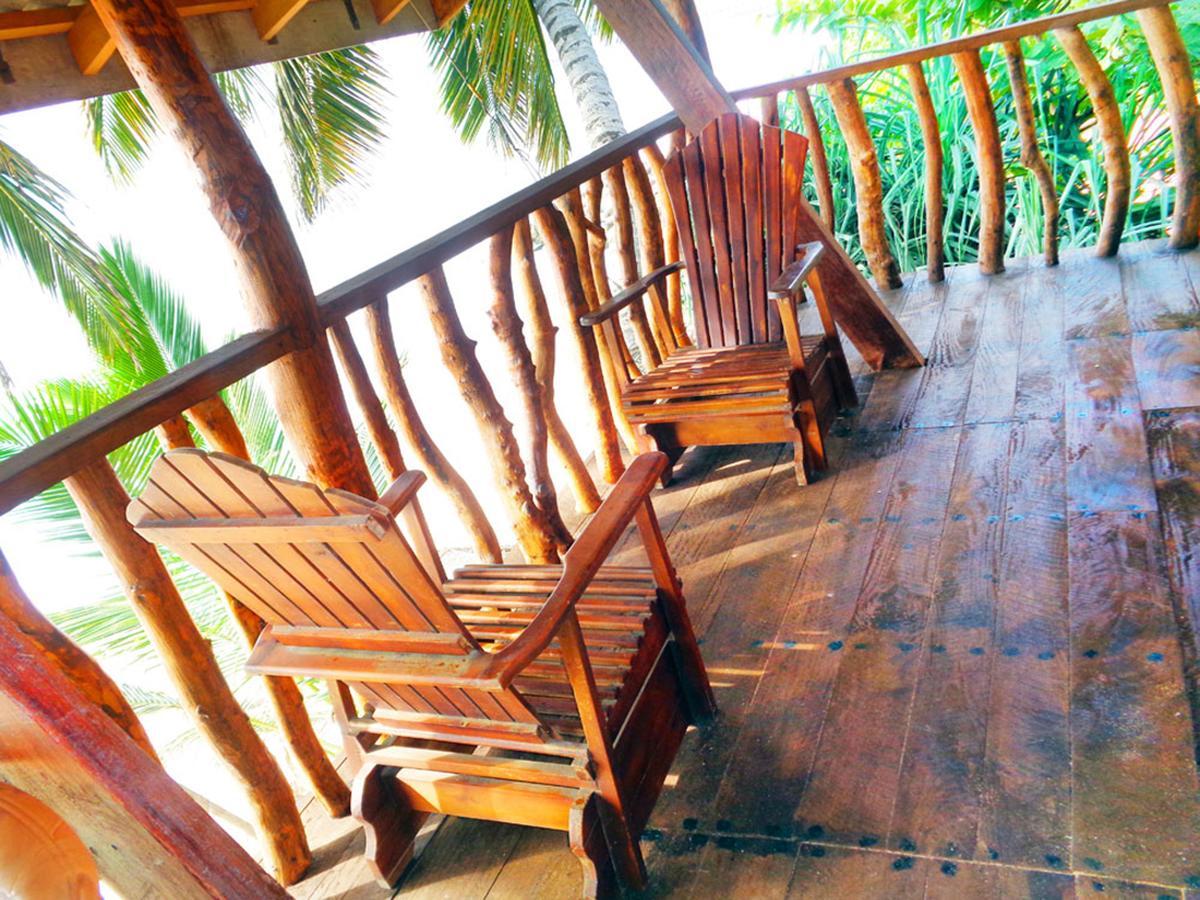 Reggae Zone Beach Resort Тангалла Экстерьер фото
